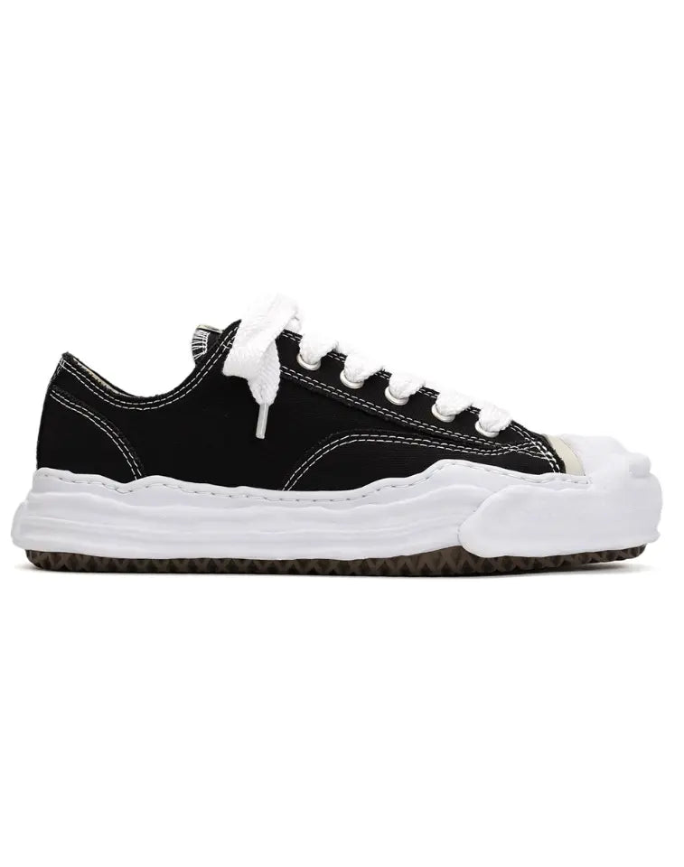 "Hank" Casual Low-Top Sneaker