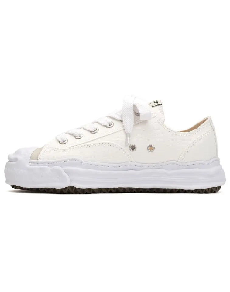 "Hank" Casual Low-Top Sneaker